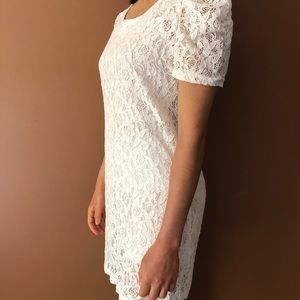 NWT Papillon White Lace Dress With Floral Pattern
